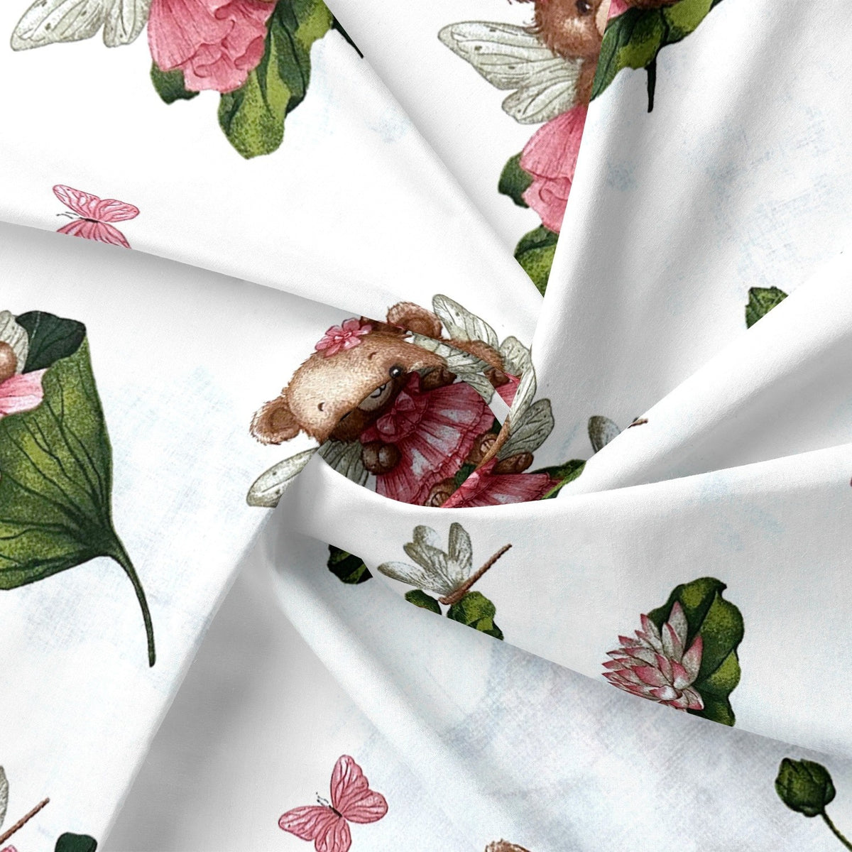 Cotton Fabric - Teddy Bears on a Leaf